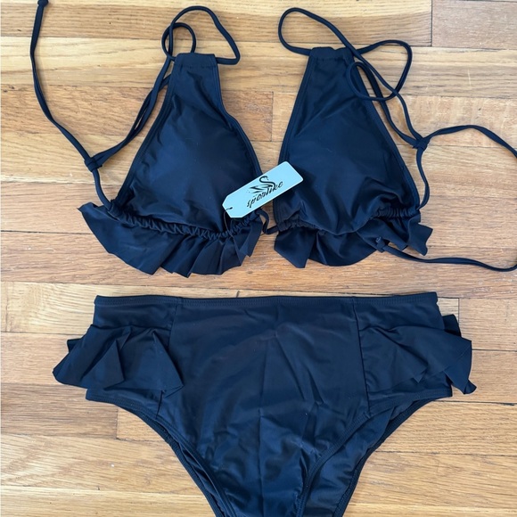 Amazon Black Bikini Swimwear Collection - Picture 8 of 9